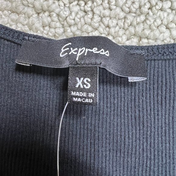 NWT Express Black/Silver Sequins Tank Top size XS - Picture 5 of 9